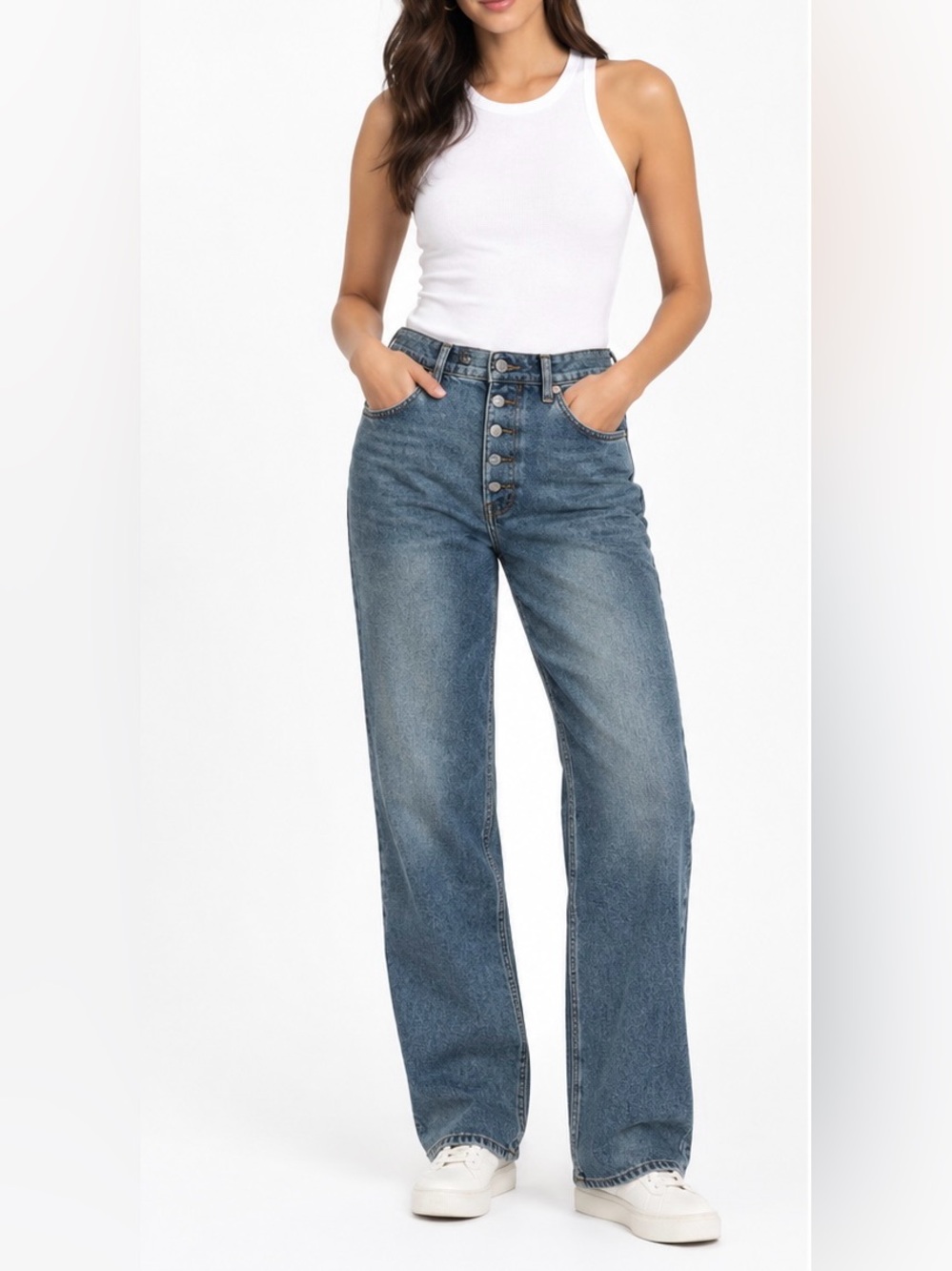 NWT FRYE The Stevie Straight Jeans in Size 28.